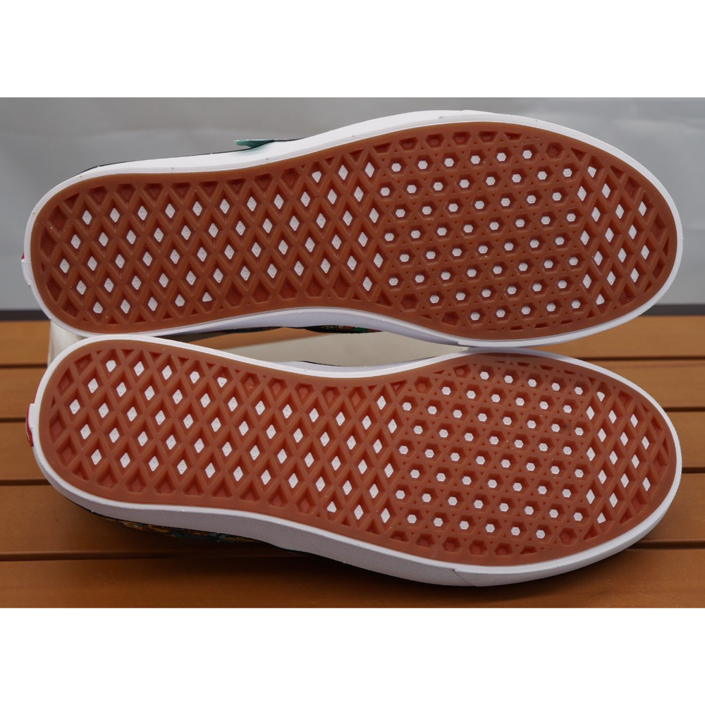 VANS X THE SIMPSONS SHOES MENS 9.5 SPRINGFIELD COLLAGE COMFYCUSH CLASSIC SLIP-ON - Picture 12 of 14
